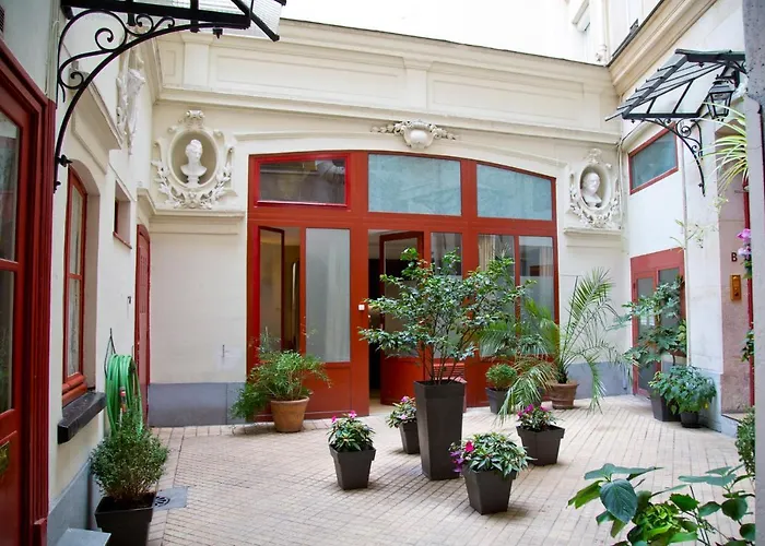 Celestine - Luxury Duplex Saint-michel Luxembourg Gardens * Париж